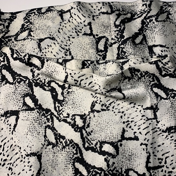 Dance & Marvel satin Maxi/ Long skirt python print with elastic band size S - Picture 9 of 16